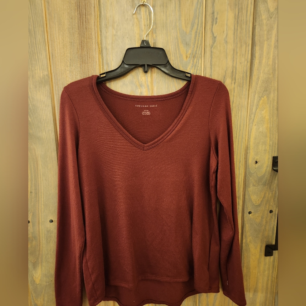 American Eagle V-Neck Top